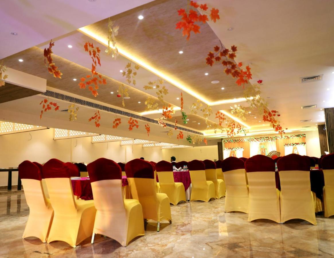 The Taj Pearl Hotel Агра Экстерьер фото